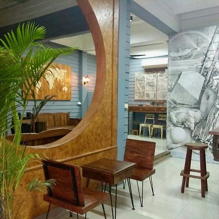 La Rivetta Bangkok Hostel Ngoại thất bức ảnh