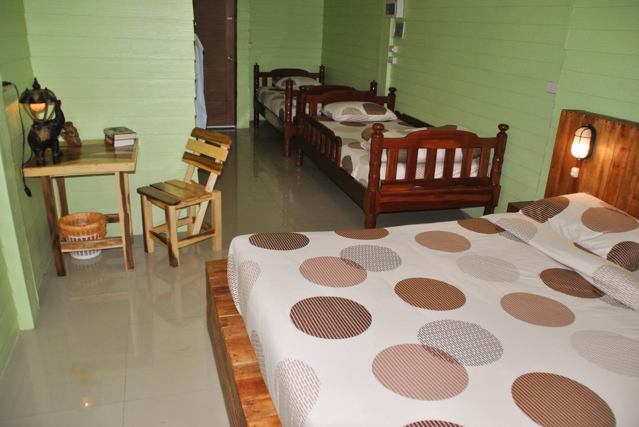 La Rivetta Bangkok Hostel Ngoại thất bức ảnh